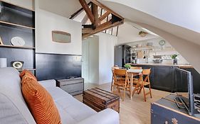 Mykeypers - Fantastic Designed Parisan Loft 2Br/6P- Le Marais